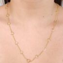 Gargantilha longuinho com corações fio dourado