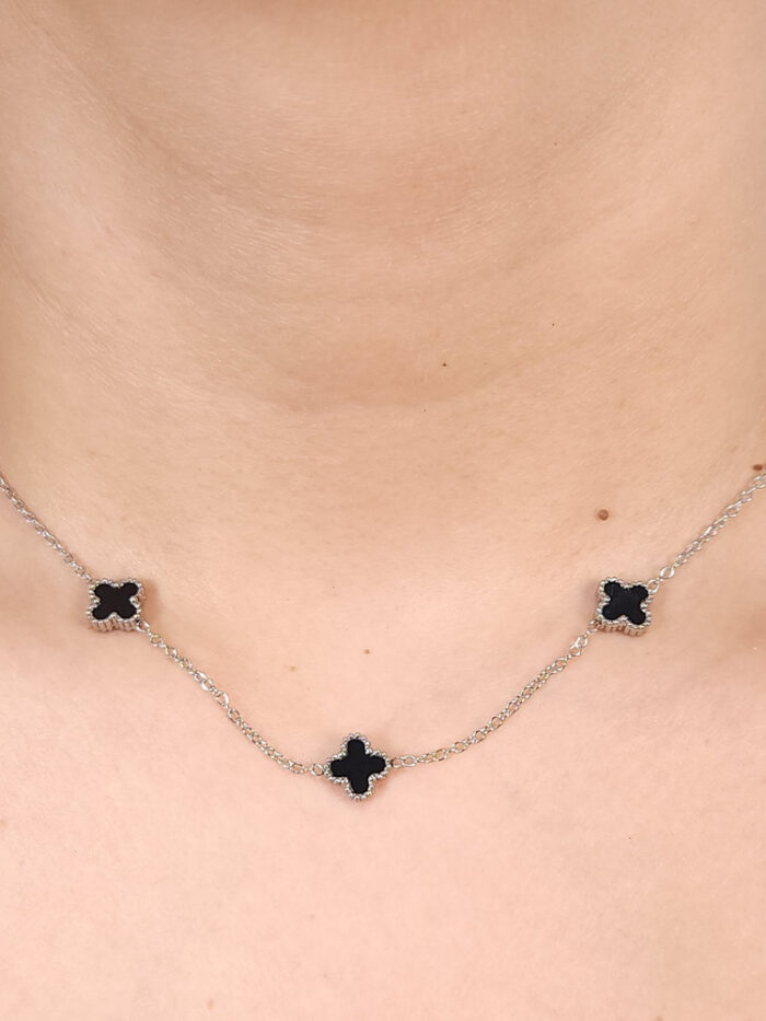 Gargantilha chocker trevo preto
