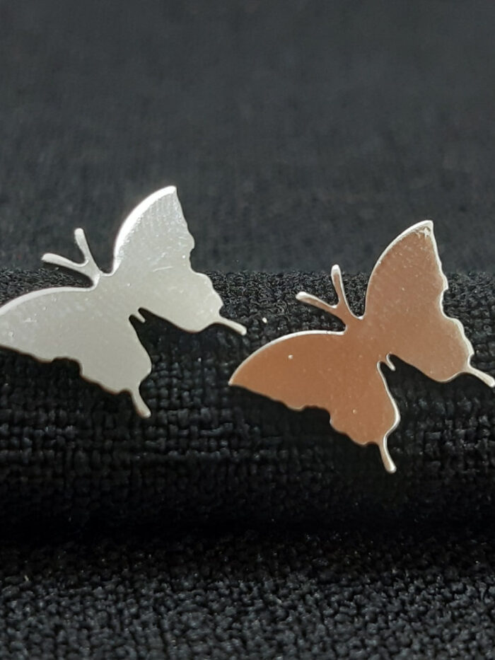 Brinco borboleta liso