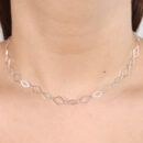 Gargantilha chocker elos losangos vazados