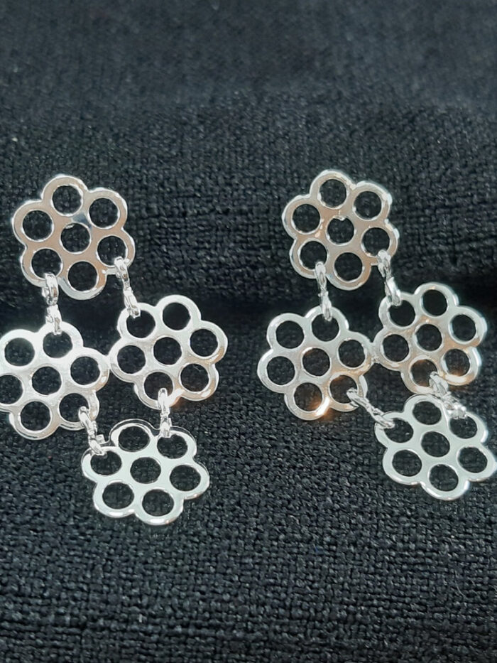 Brinco flor quarteto