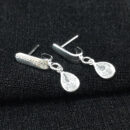 Brinco detalhado gota cristal