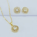 Conjunto quadrado fios cravejado com pedra cristal