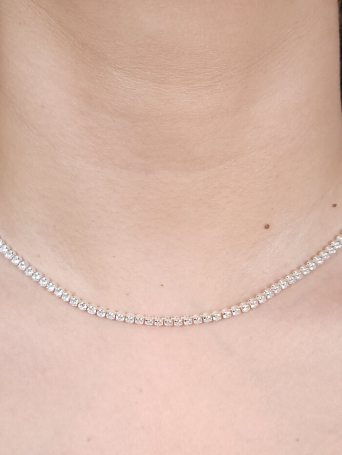 Gargantilha chocker riviera cristal detalhe liso