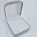 Caixa de veludo cinza para aliança