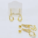 Brinco fio cravejado com elo ondulado