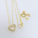 Conjunto coração fio cravejado detalhe vazado