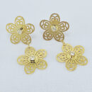 Brinco flor dupla com pedra cristal