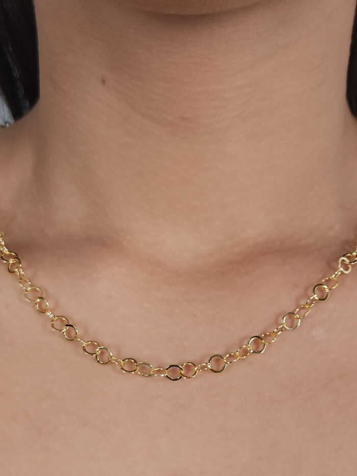 Gargantilha elos redondos dourados