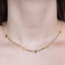 Gargantilha chocker elo longo detalhe flor