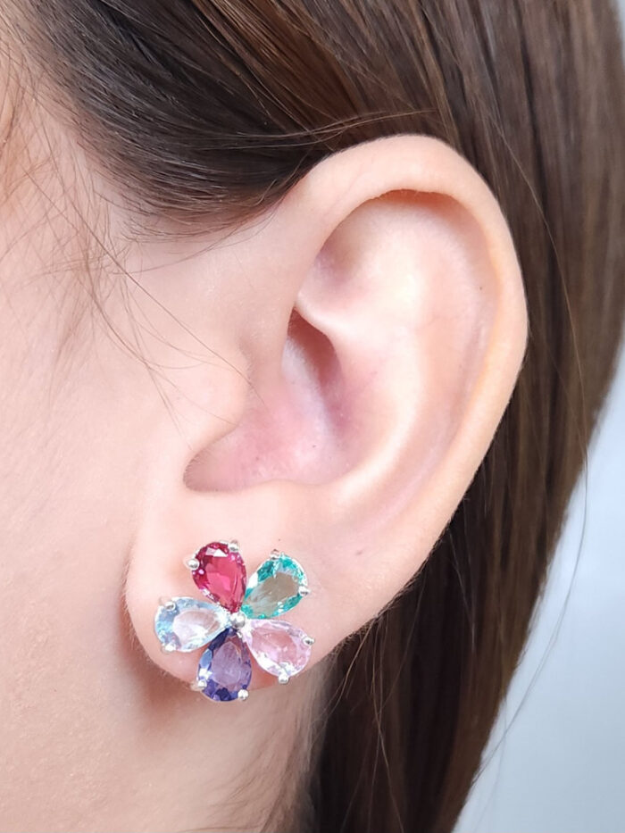 Brinco flor colorido