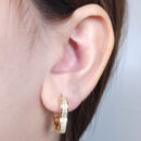 Brinco coração fio cravejado