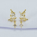 Brinco borboleta com cristal detalhe ponto de luz