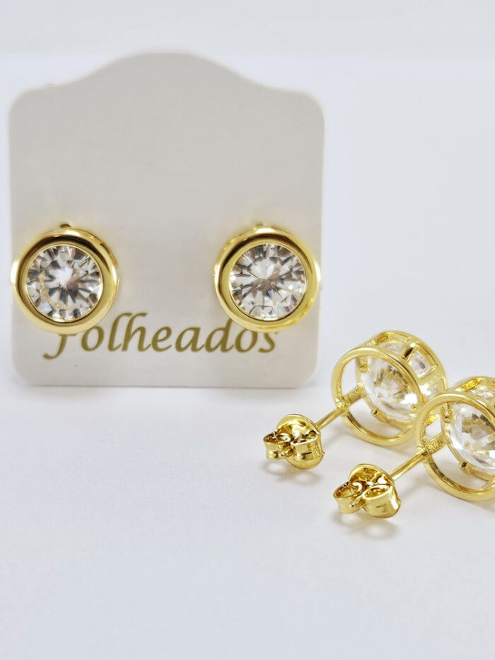 Brinco estilo ponto de luz com borda dourada