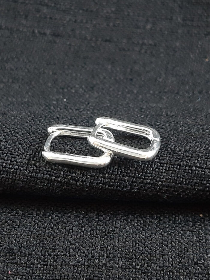 Brinco argola retangular