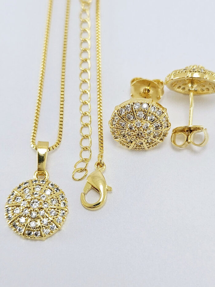 Conjunto Redondo Cravejado