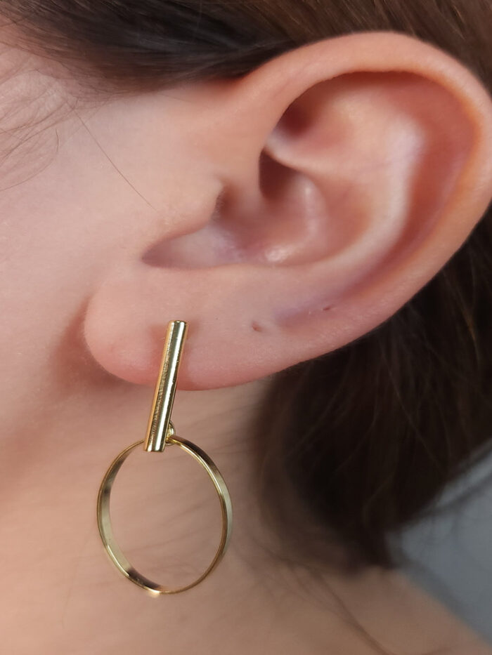 Brinco base caninho liso pêndulo círculo oval