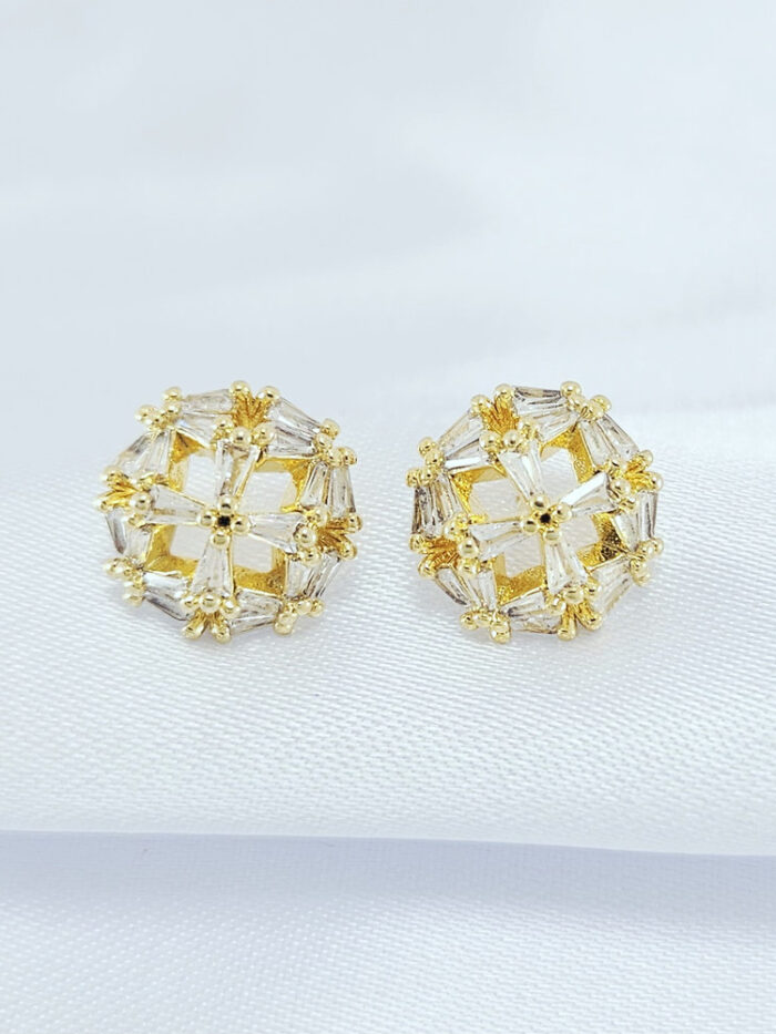 Brinco cristais formato quadrado