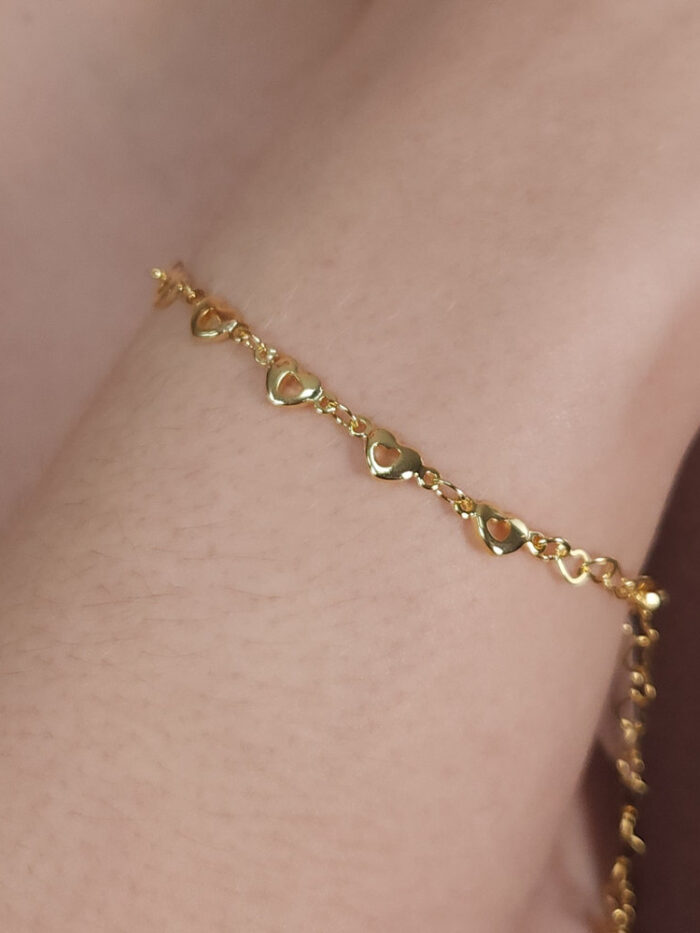 Pulseira coração vazado