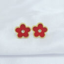 Brinco trevo com pedras detalhada