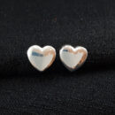 Brinco formato coração prateado