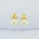 Brinco trio de perolas