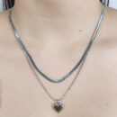 Gargantilha dupla laminada com coração boleado