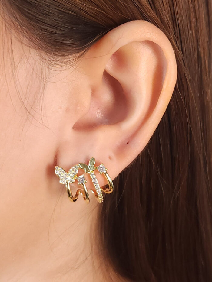 Brinco ear cuff com ponto de luz e borboleta