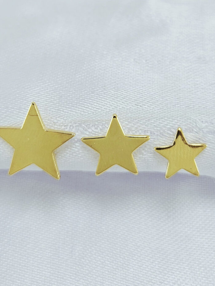 Trio de brincos estrela lisa chapeada