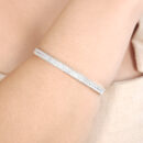 Bracelete fio cravejado e bordas trabalhado