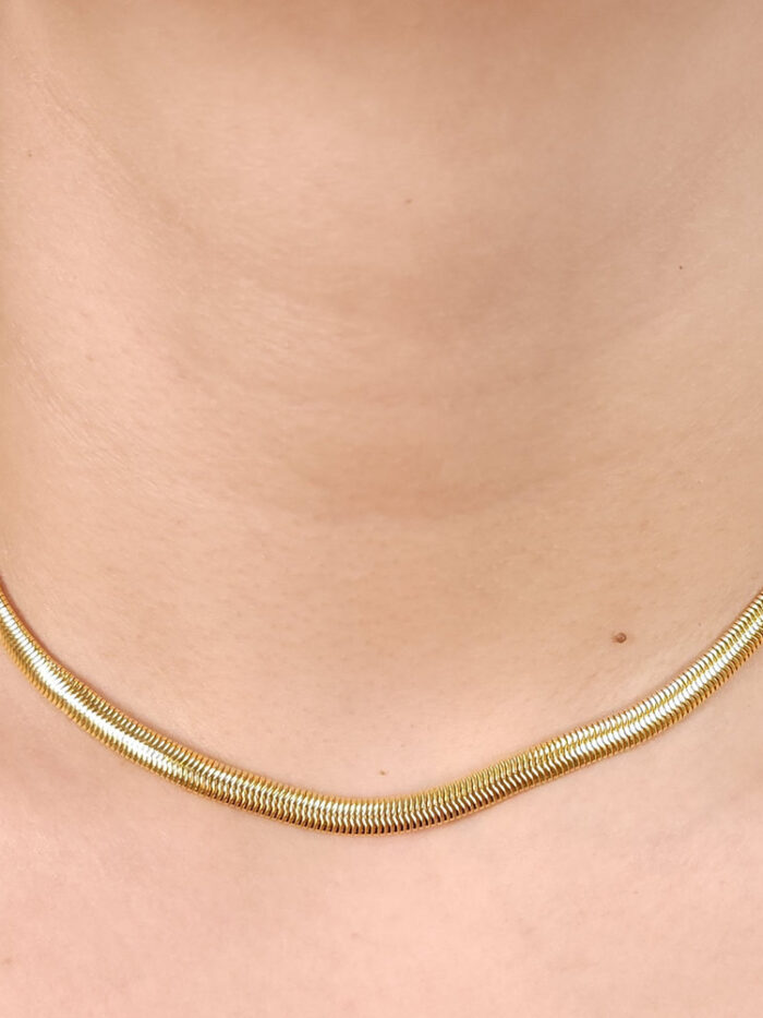 Gargantilha chocker malha snake dourado