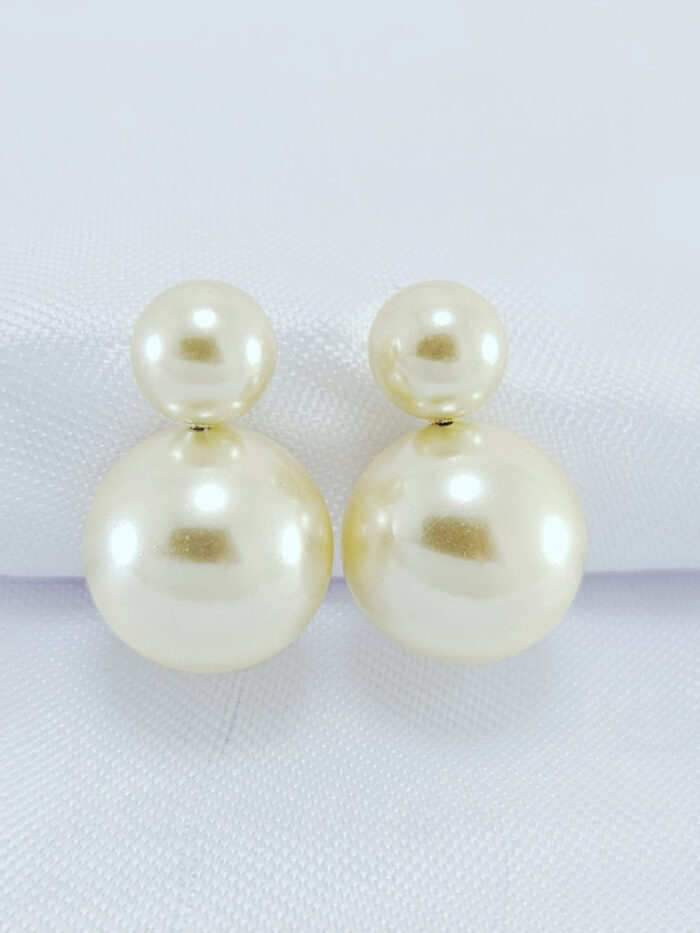 Brinco bola pérola dupla