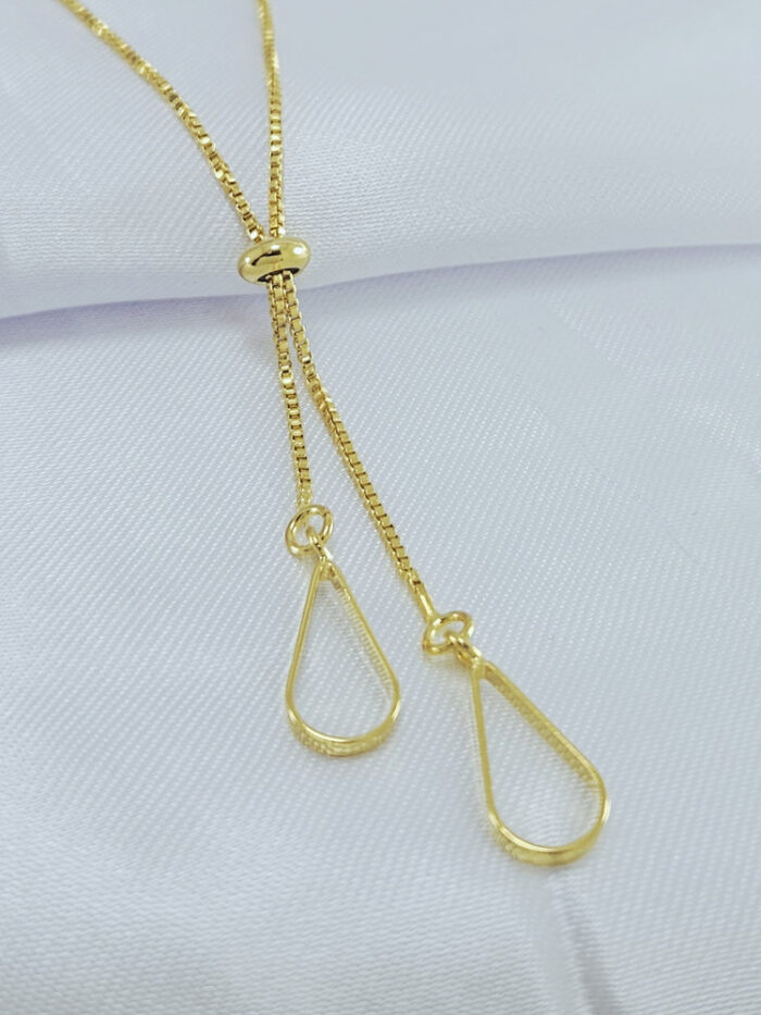 Gravatinha veneziana com pêndulos gota vazado