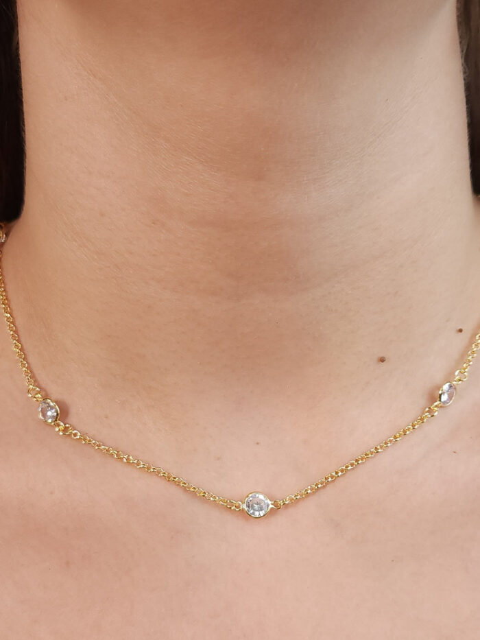 Gargantilha choker pontos de luz dourado