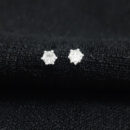 Brinco ponto de luz minimalista