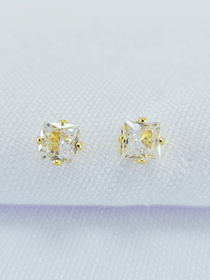 Brinco quadrado cristal