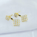 Brinco fio curvado quadrado cravejado