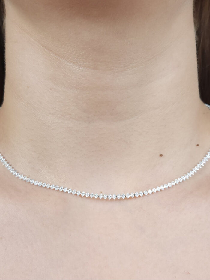 Gargantilha chocker riviera pedras navetes