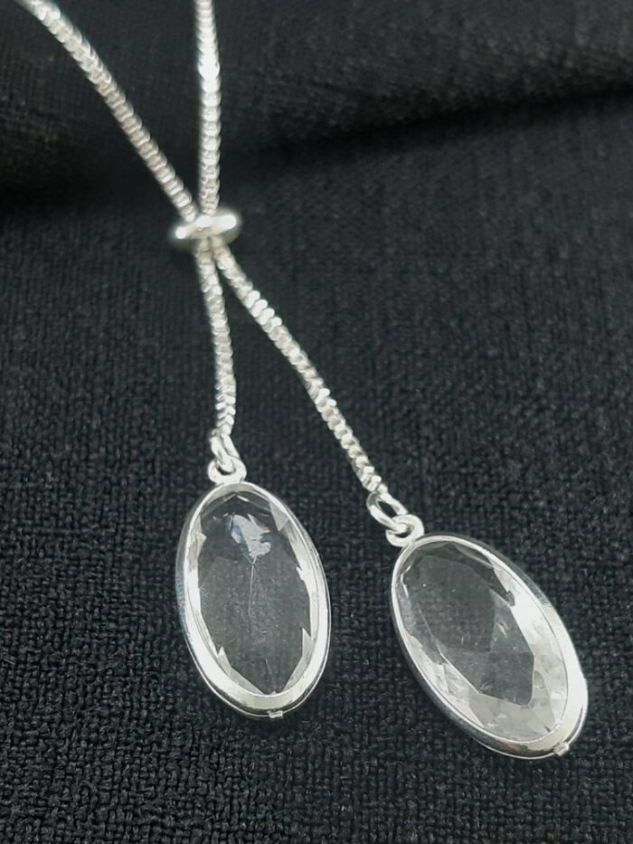 Gargantilha Gravatinha com pedras oval cristal