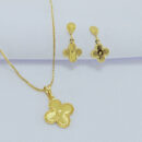 Conjunto trevo detalhado dourado