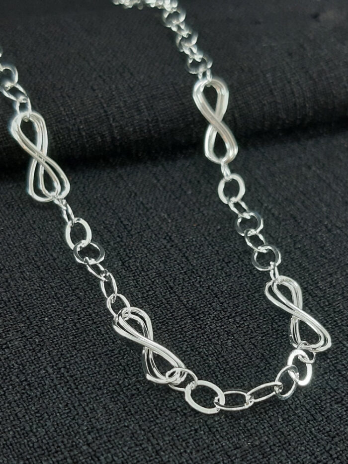 Gargantilha choker elos infinitos duplos