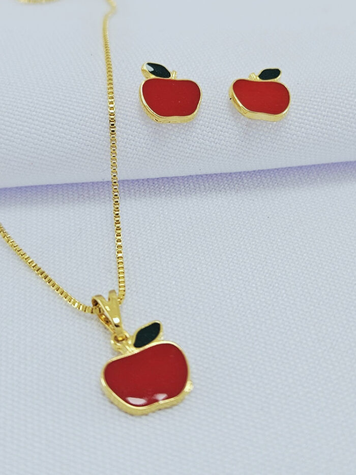 Conjunto infantil maçã