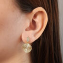 Brinco base cravejada circulo pendente