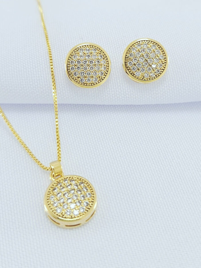 Conjunto circulo cravejado