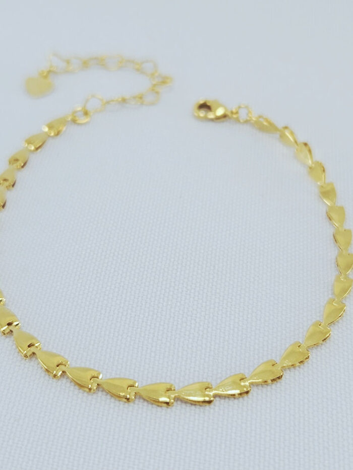 Pulseira estilo coração dourado