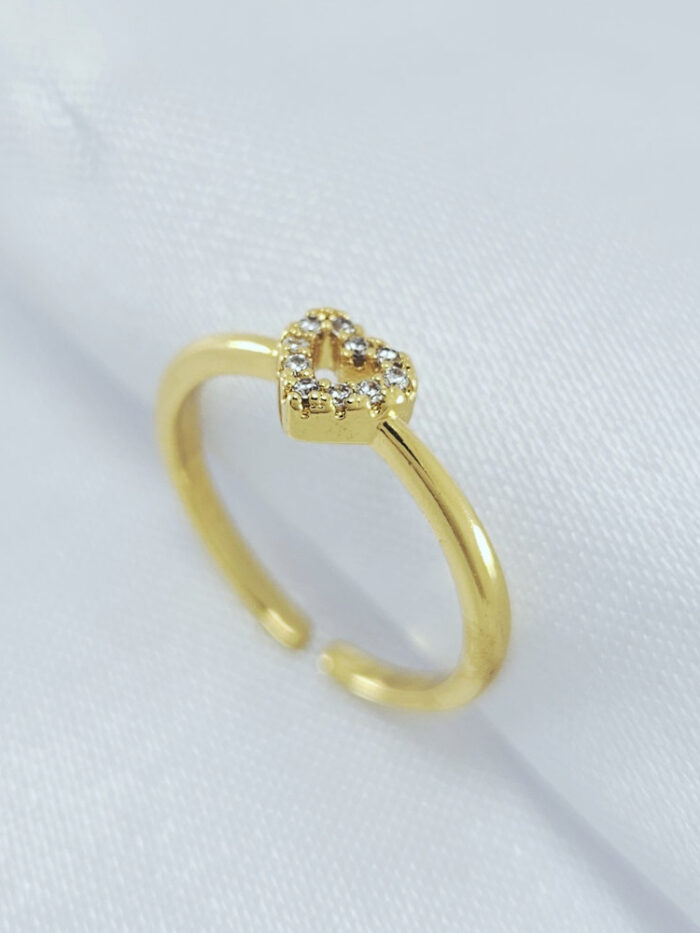 Anel Regulável fio liso com coração cravejado