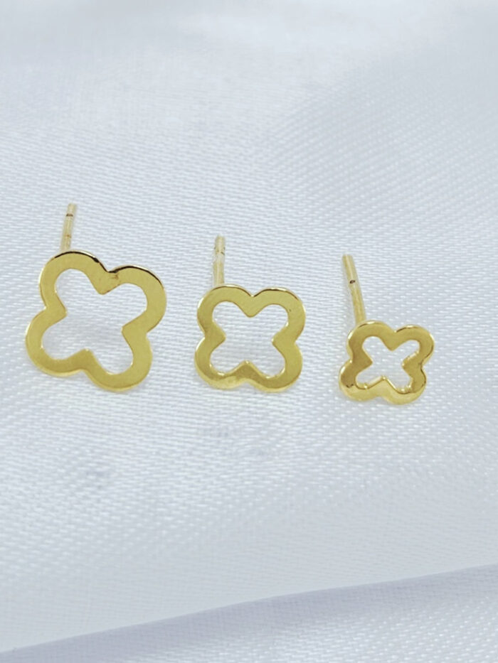 Trio brinco trevo liso dourado