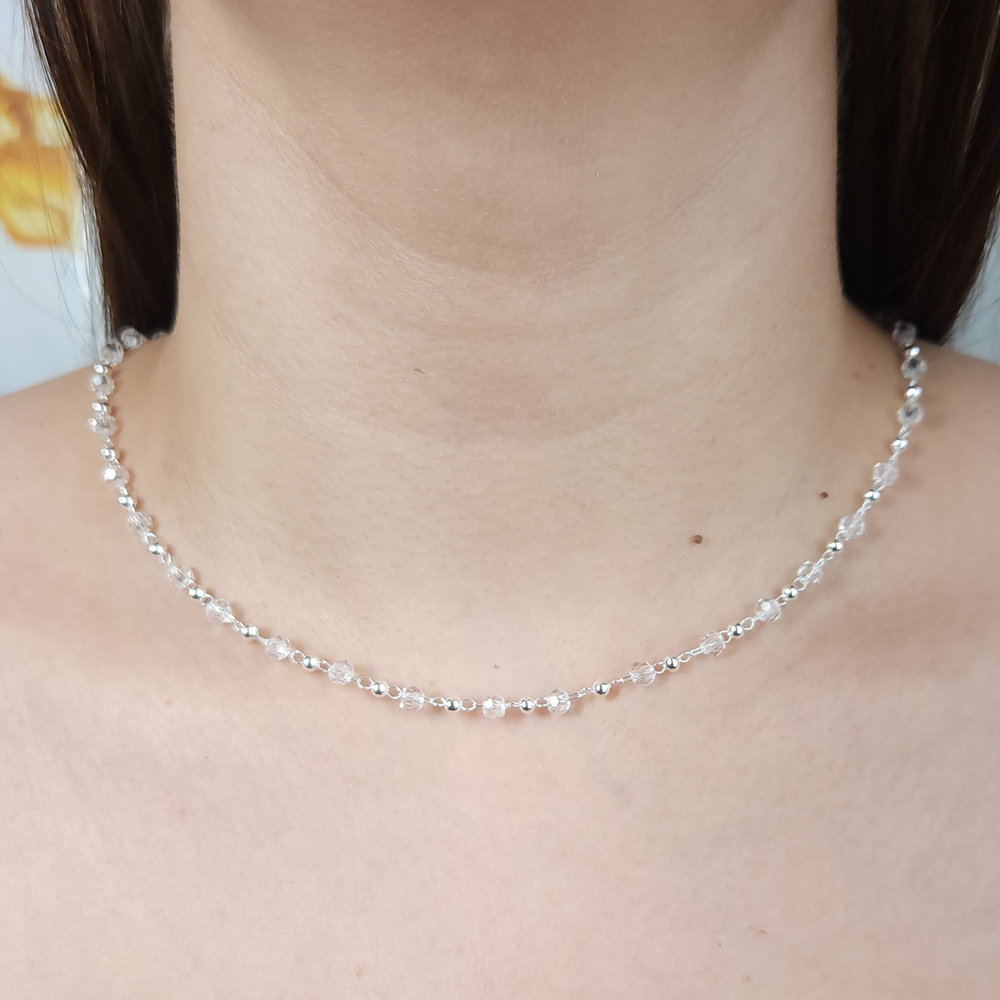 Gargantilha chocker com bolas cristal e prateado