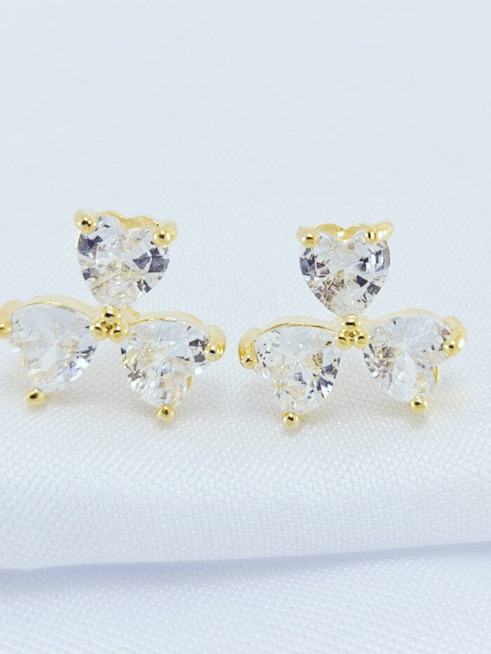 Brinco corações cristal