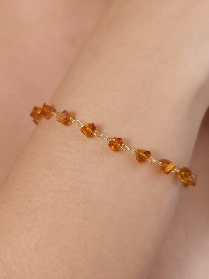 Pulseira pedras amber marrom com elos vazados